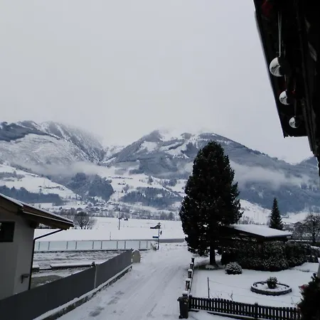 Apartman Angela Piesendorf