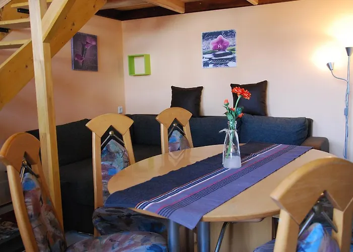 安吉拉公寓 公寓 *